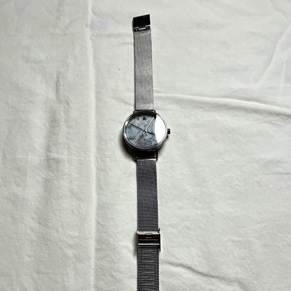 TruWood Women's Analog Dress Watch Marbled Dial Silver Mesh Milanese Band